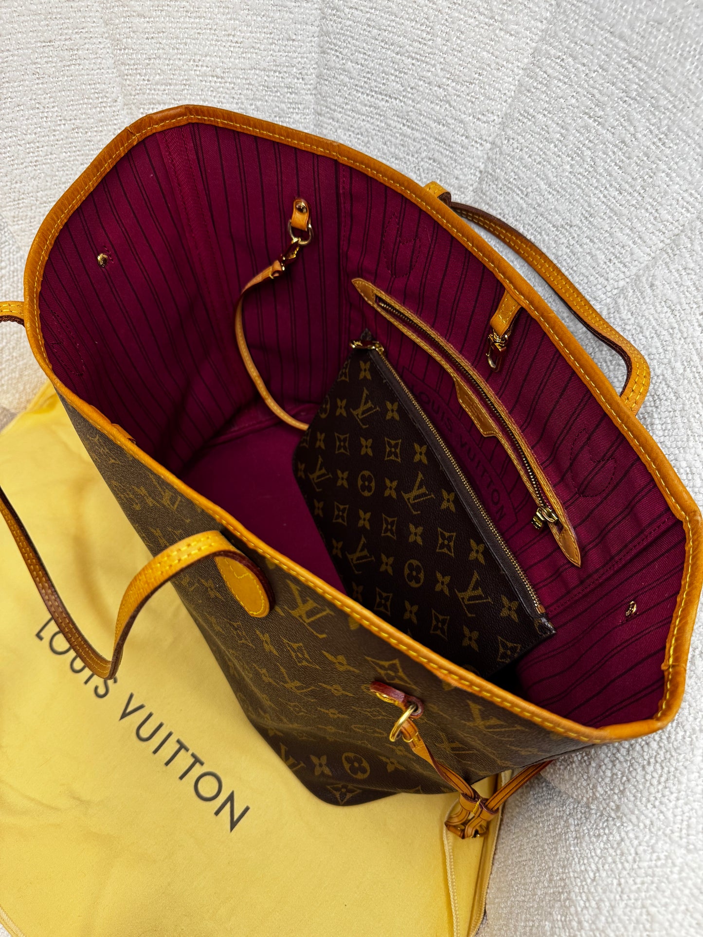 Preloved Authentic Louis Vuitton Neverfull GM